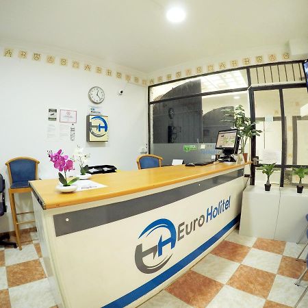 Pension Euro Holitel Otel Fuengirola Dış mekan fotoğraf